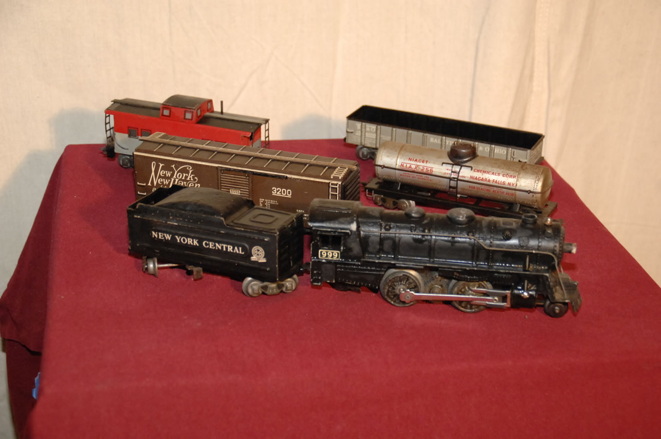 Vintage Model Trains Auction, Lionel, Marx and American Flyer / Model 